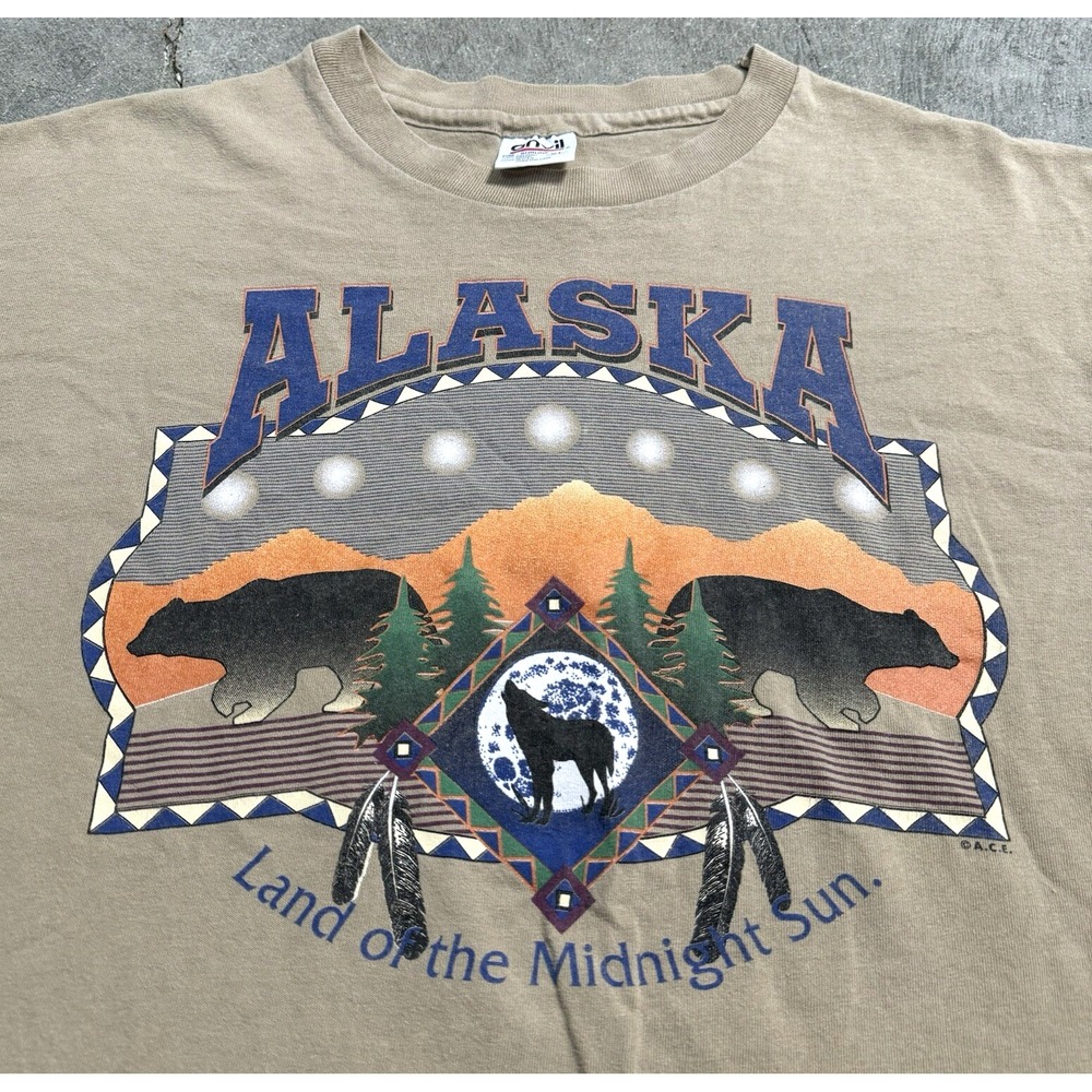 Vintage 1990's Alaska Land of the Midnight Sun Wolf Single Stich T Shirt XL Mens